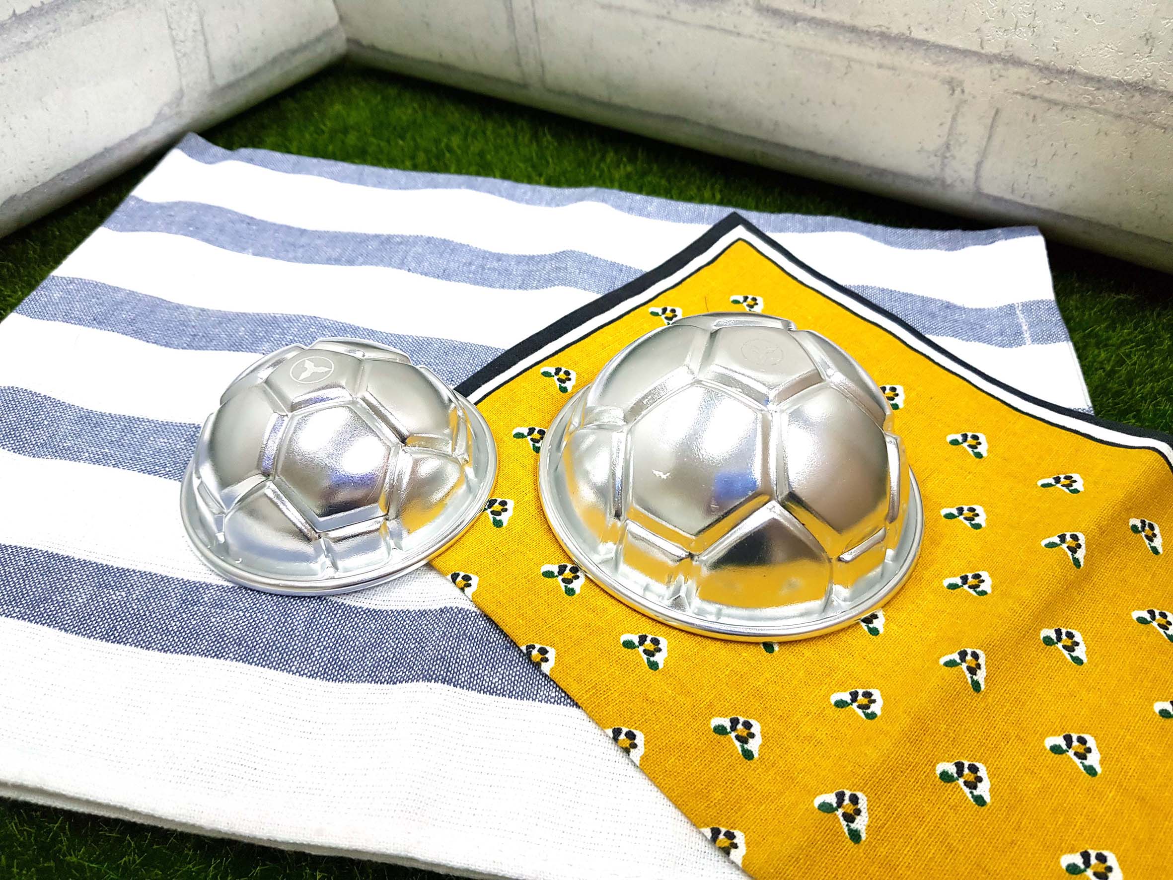 Soccer Ball Pastry Mold