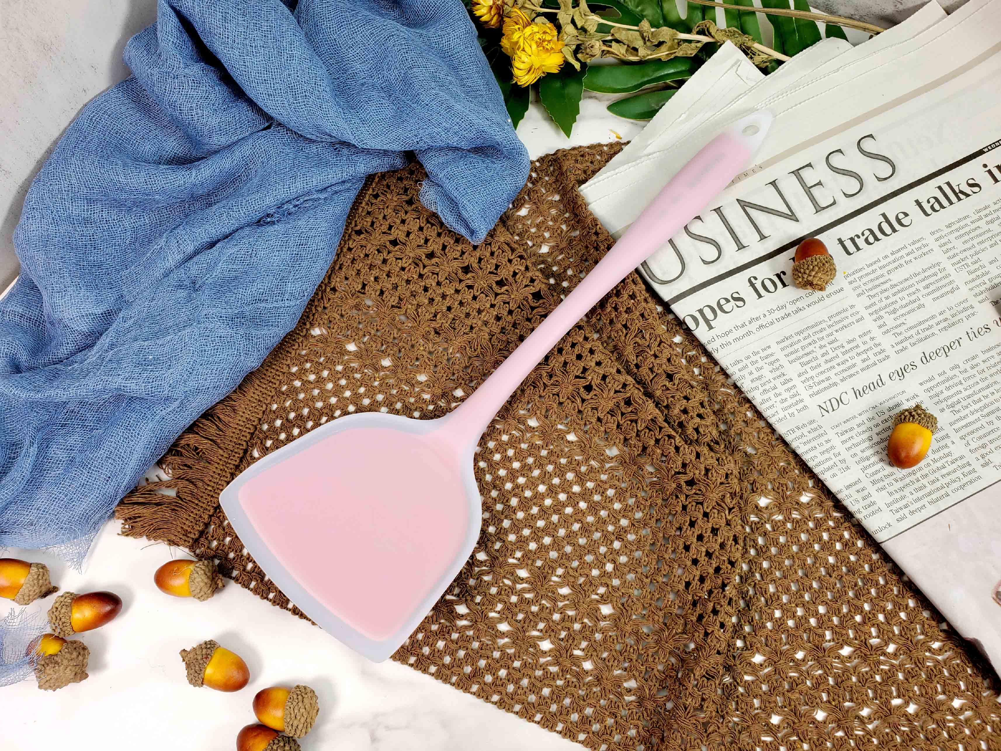 Silicone cooking shovel