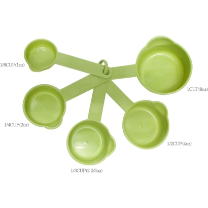 Plastic Measuring Cups Set