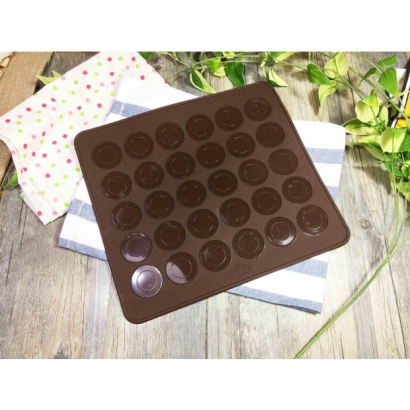 30 Capacity Macaron Silicone Mat