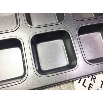 6-Cavity NonStick Mini Loaf Pan (Square)