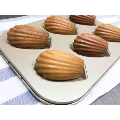 6-Cavity Nonstick Madeleine Baking Pan