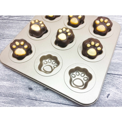 9-Cavity Nonstick Cat Paw Shaped Baking Pan