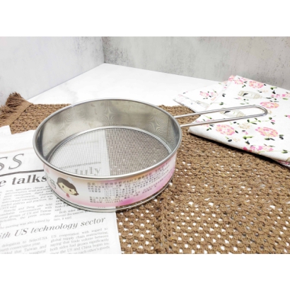 Stainless Steel Mesh Flour Sifter With Handle