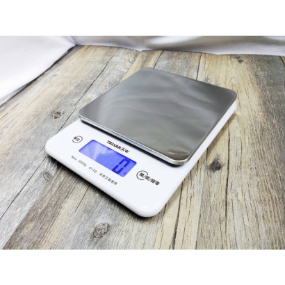 Stainless Steel Electronic Kitchen Scale (White)